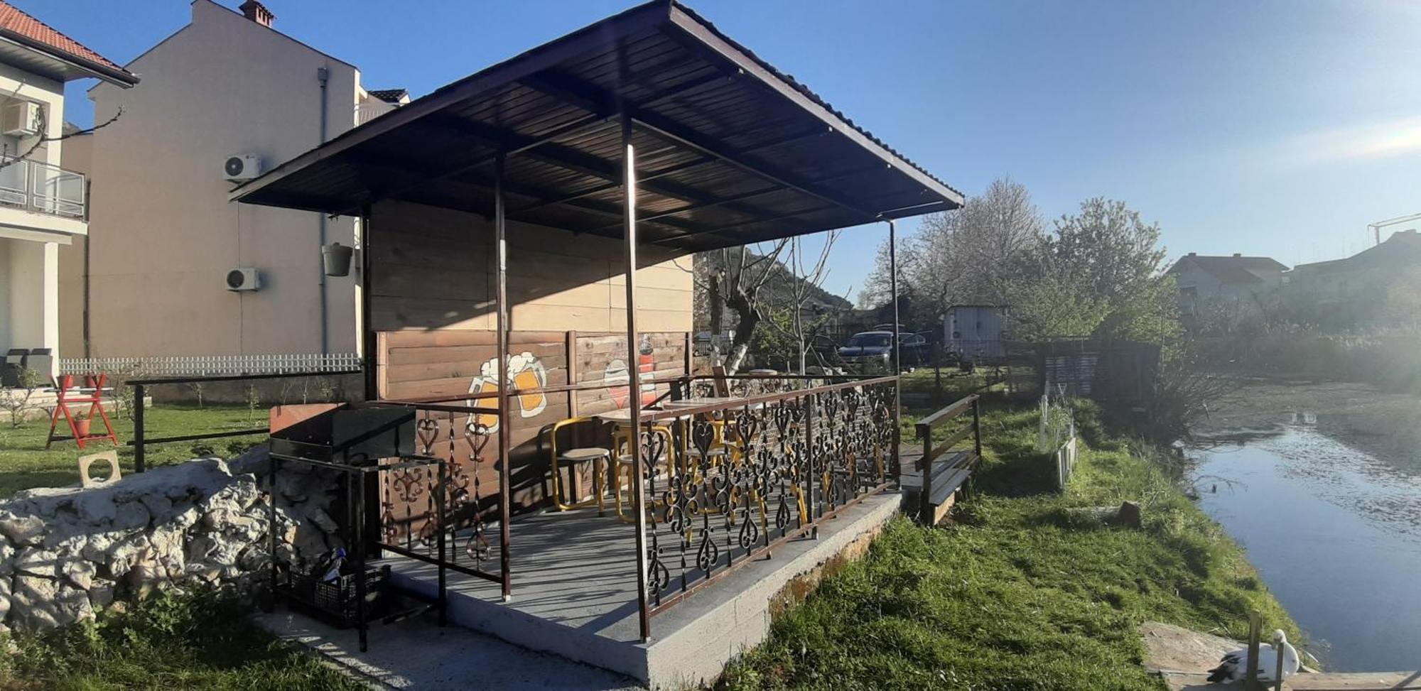 טרביניה Guesthouse Buco מראה חיצוני תמונה